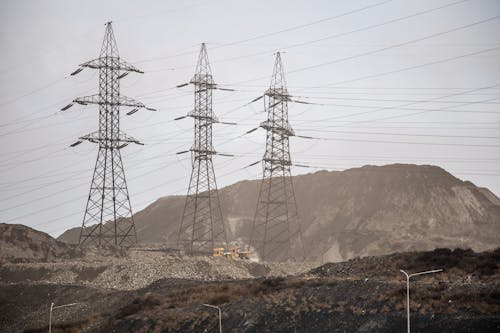 Fotobanka s bezplatnými fotkami na tému elektrická energia, elektrické vedenia, oceľ