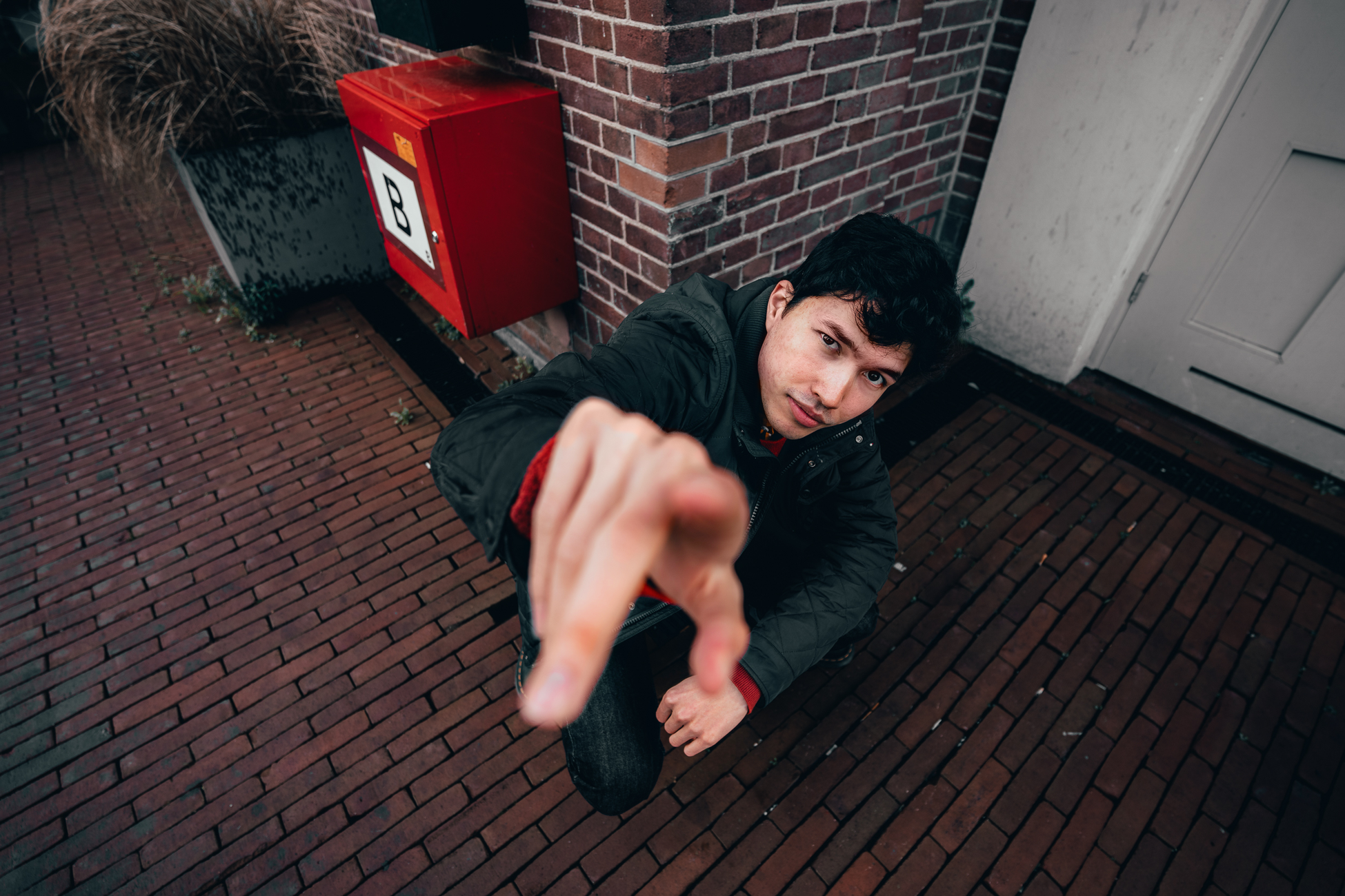 Dief op heterdaad betrapt in Veen, man uit Tilburg opgepakt