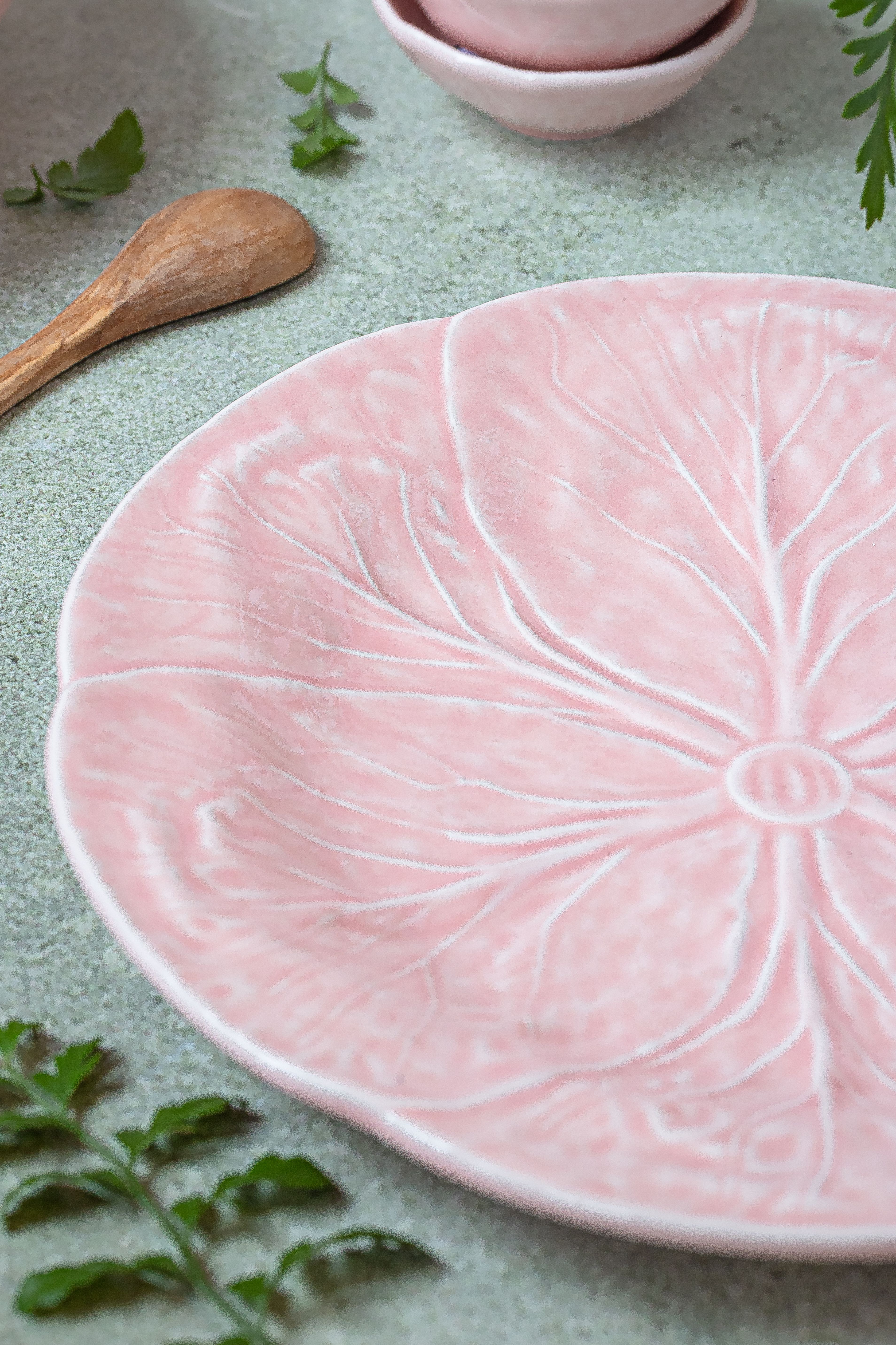 Stacked Pink Ceramic Plates · Free Stock Photo