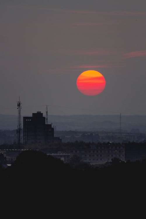 Free View of the Sunset in the City Stock Photo