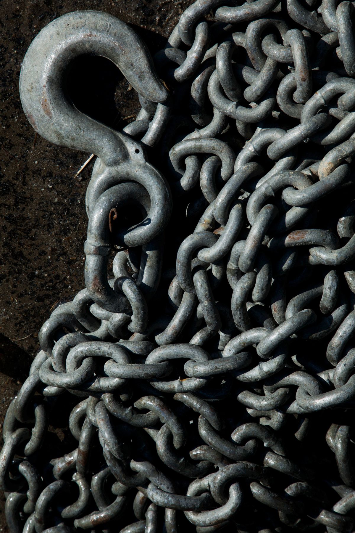 Heavy metal chain