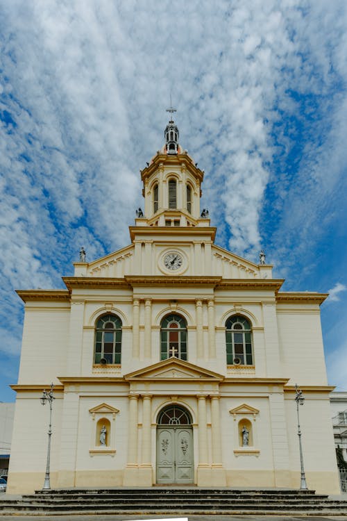 Free White and Yellow Painted Cathedral Stock Photo