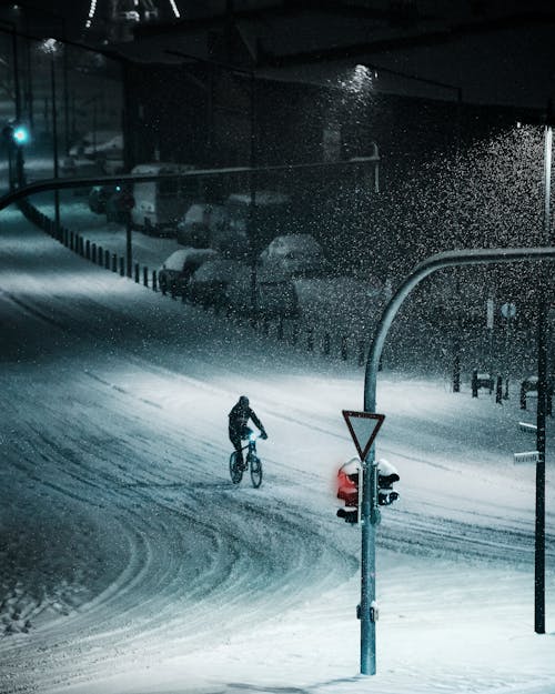 下雪, 人, 冬季 的 免费素材图片