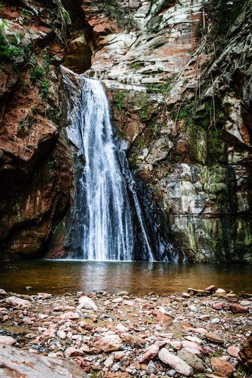Free A Picturesque Waterfall Stock Photo