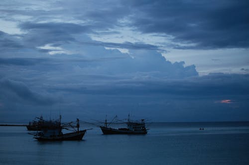 Бесплатное стоковое фото с буря, море, морской пейзаж