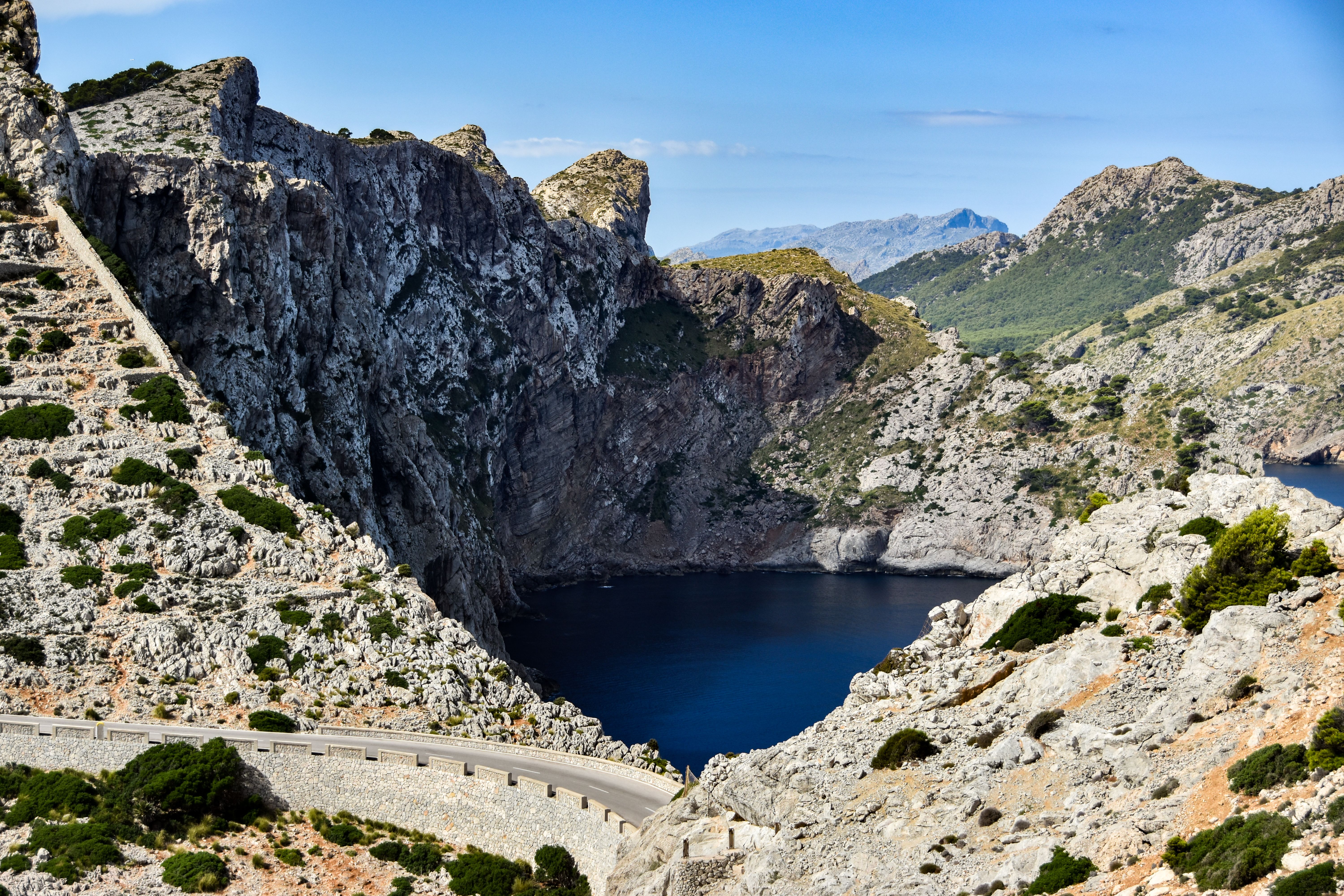 Discover the best car rental companies Spain for your trip