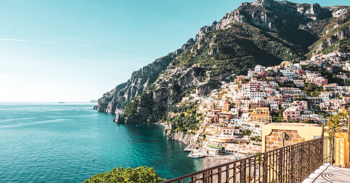Positano & Amalfi 2026: A Guide to Italy’s Most Scenic Coast 10 Positano's colorful cliffside homes by the sea in Italy