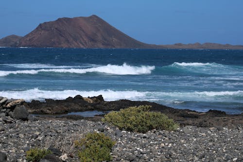 Free stock photo of mountain, ocean, waves