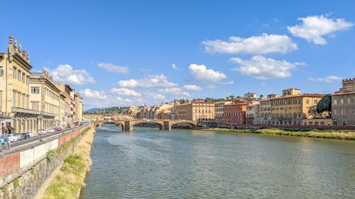 Fotobanka s bezplatnými fotkami na tému Florencia, most, rieka