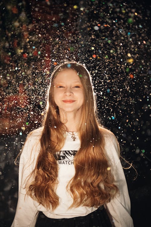 Gratis stockfoto met confetti, glimlachen, glimmen