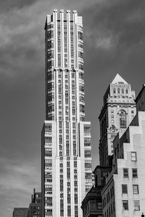 Foto profissional grátis de arranha-céu, construção, design arquitetônico