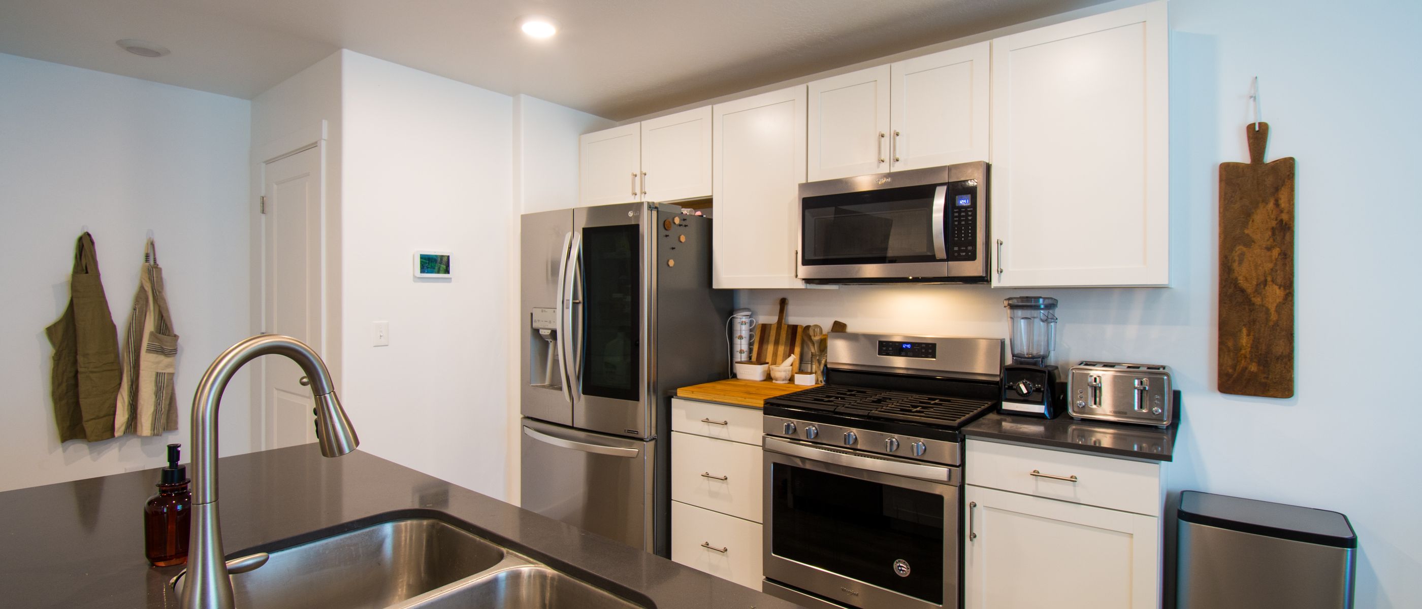 Kitchen Spraying in Lee — quality trade paint going on in two coats