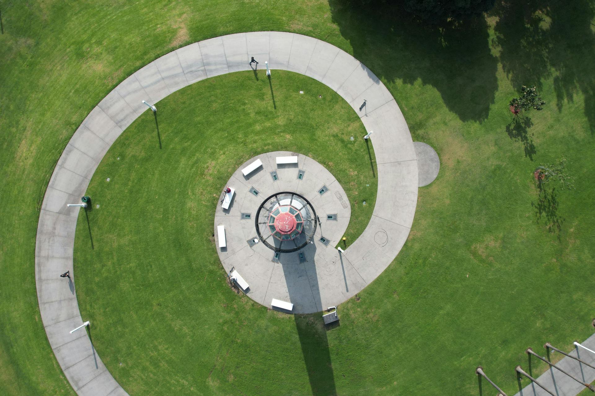 Circular pathway around Lion Lighthouse seen from above in Long Beach, CA.