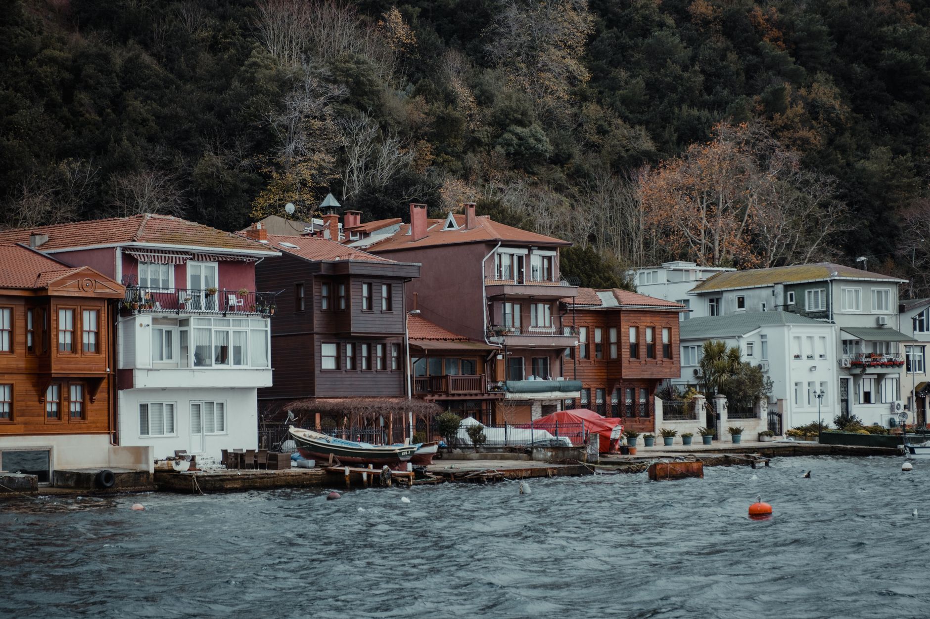 Sarıyer boğaz manzaralı villa fiyatları ve lokasyon analizi