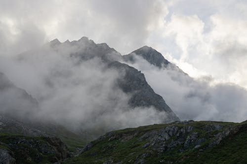 açık hava, bulutlar, kaya oluşumu içeren Ücretsiz stok fotoğraf