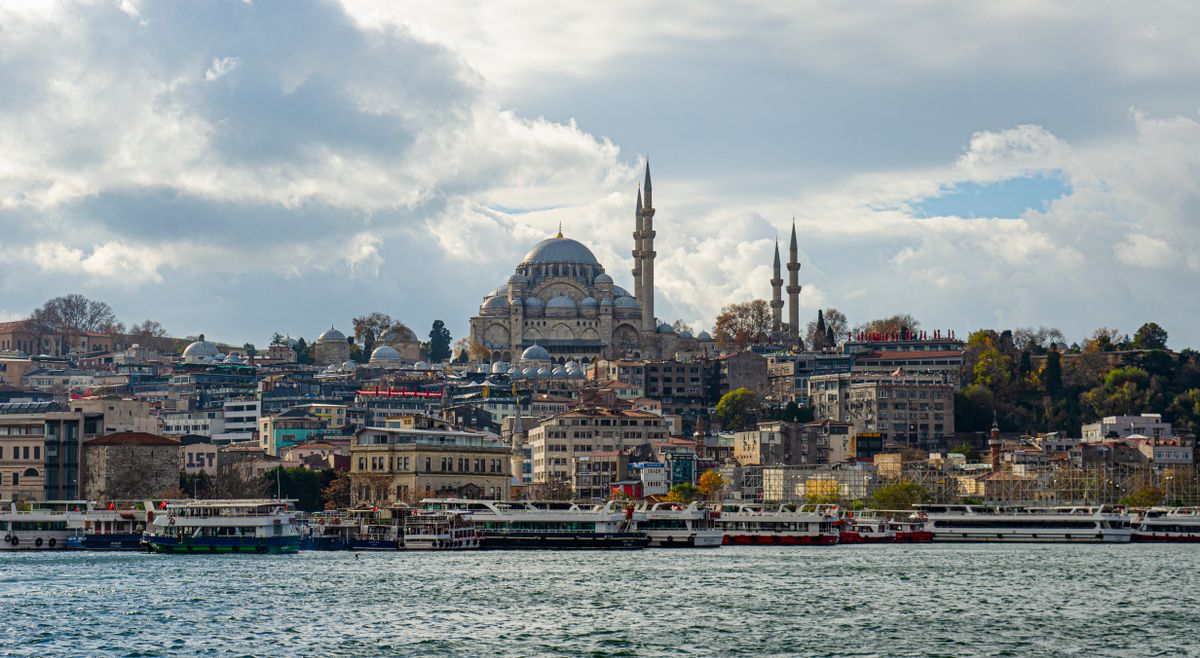 Süleymaniye Camii (Süleymaniye Mosque): Visiting Hours, Dress Code & Tips