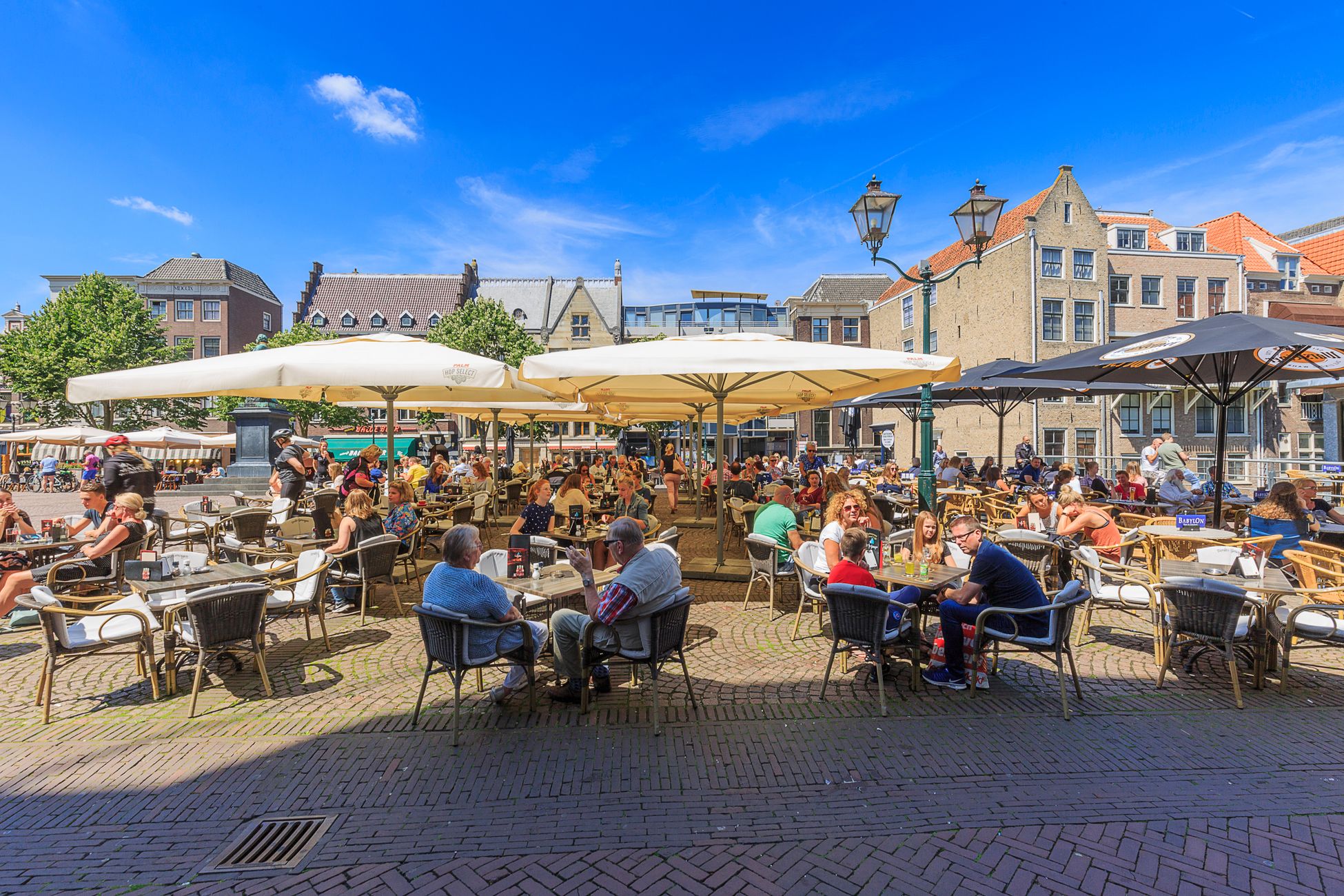Mei eindigde warmer dan normaal door zomerse eindsprint