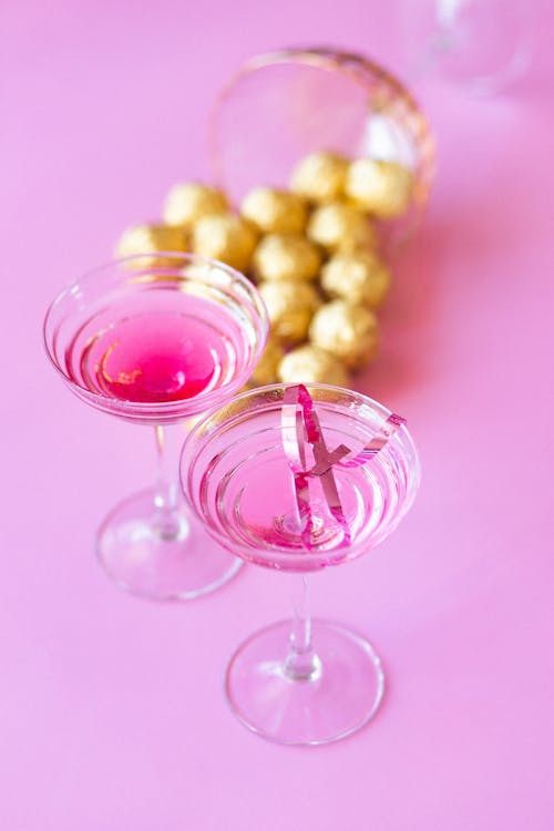 Foto stok gratis alkohol, cairan merah muda, Gelas anggur