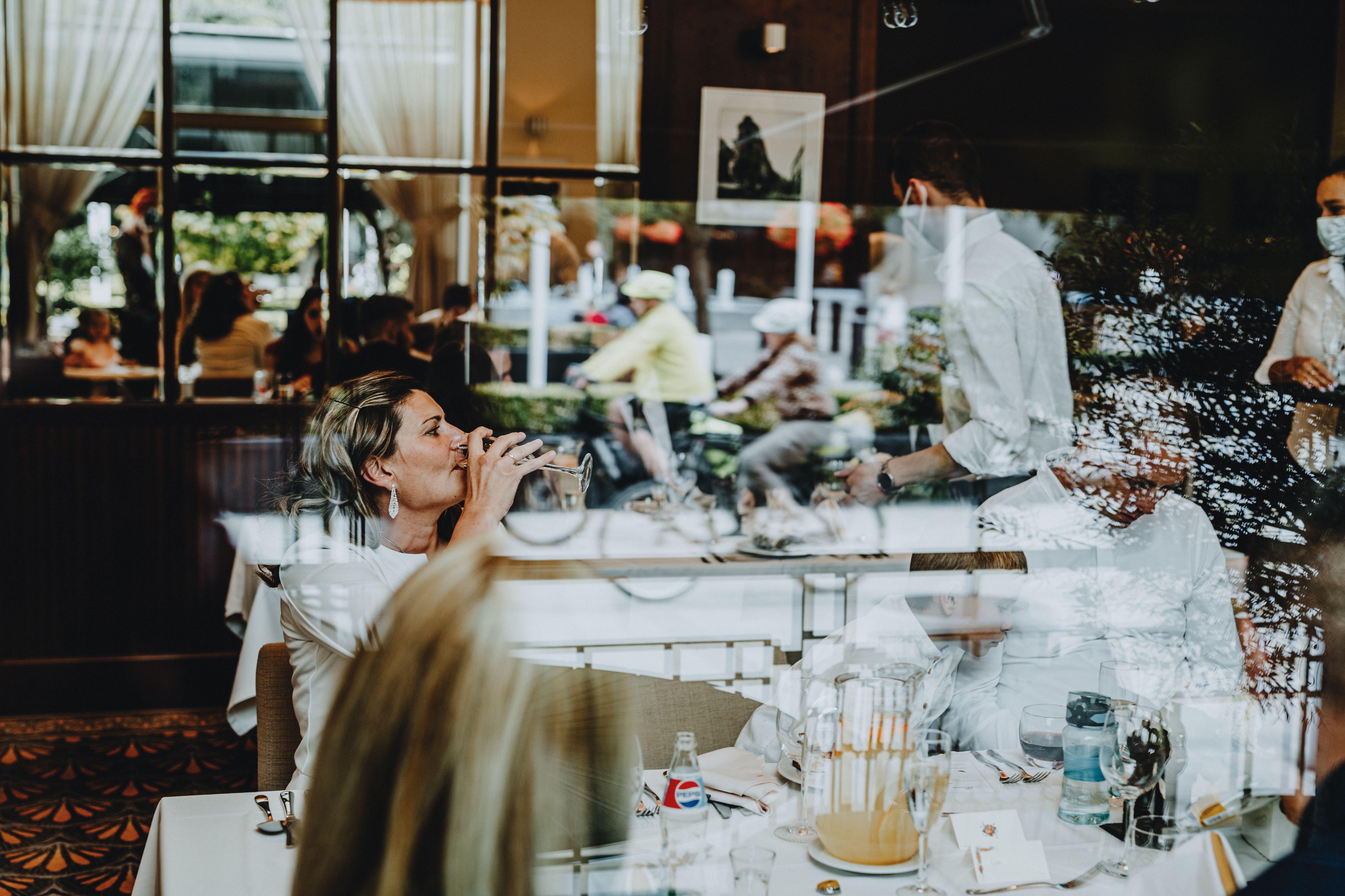 How Restaurants and Hotels Use Communities to Fill Seats and Rooms