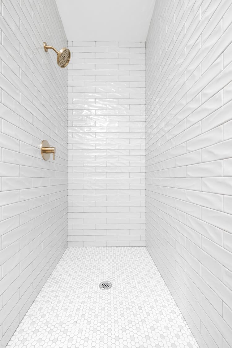 White Walls In Shower