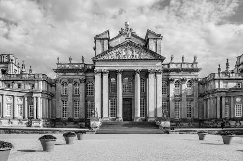 Free A Grayscale of the Blenheim Palace in England Stock Photo