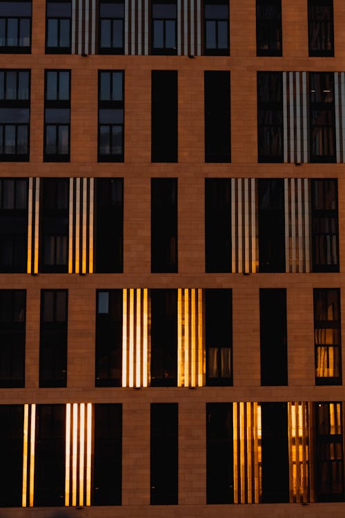 Gratis stockfoto met architectuur, betonnen constructie, buitenkant van het gebouw