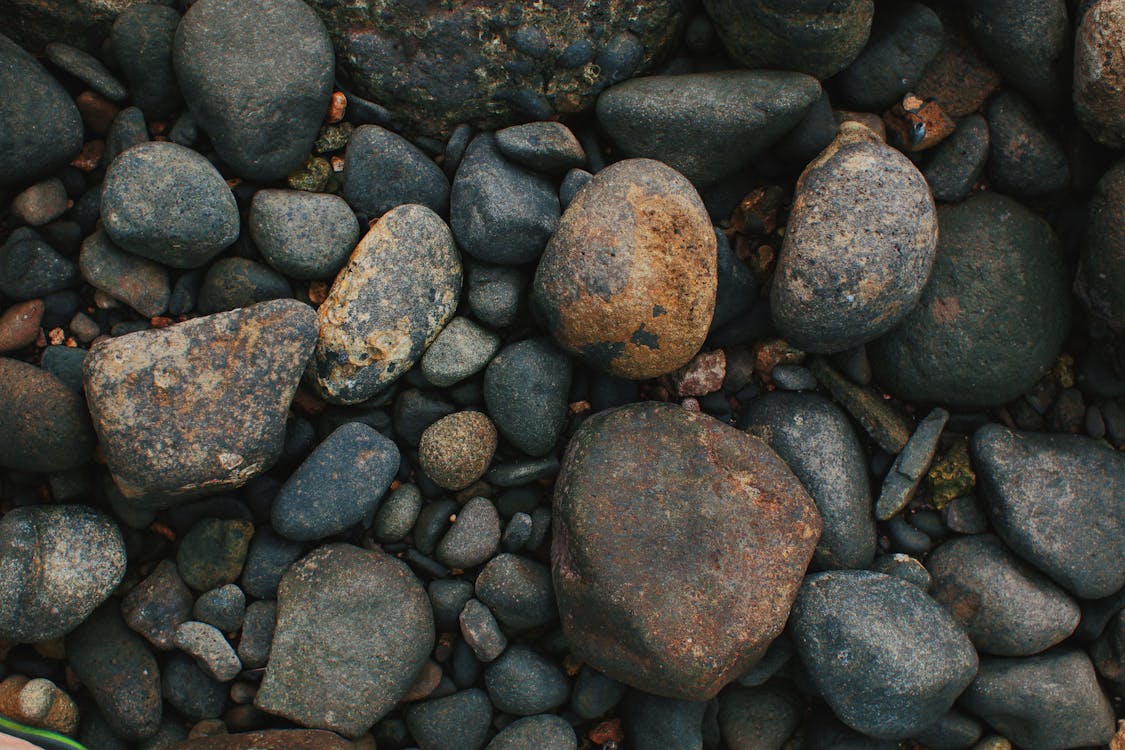 Close-Up Shot of Rocks · Free Stock Photo