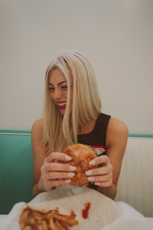 Gratis stockfoto met blond, blondine, burger