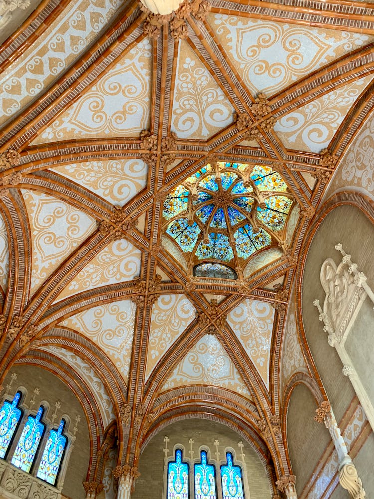 Intricate Dome Ceiling Detail