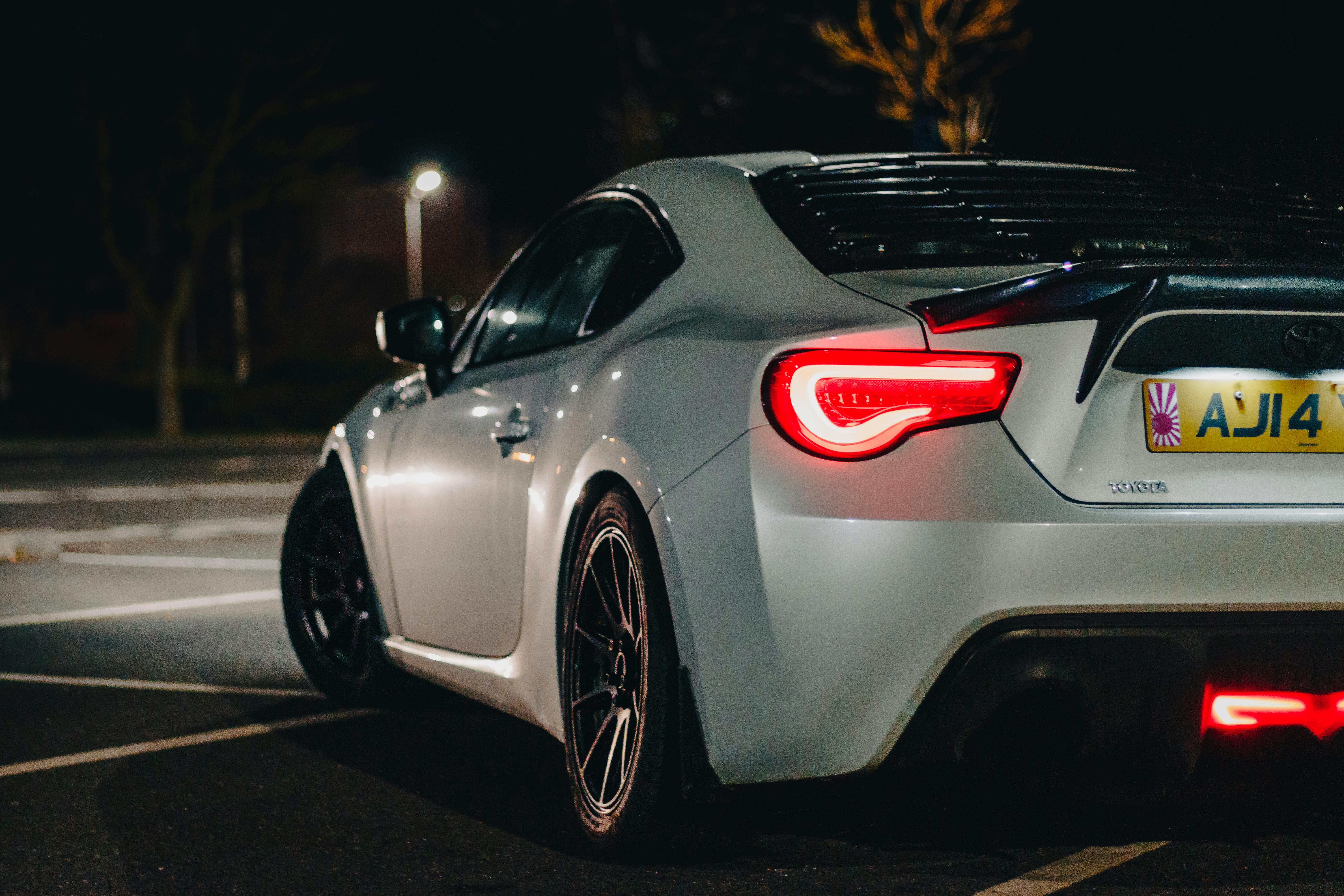 Toyota recalls 550,000 cars over defective seat problem — Photo by Jakub Pabis on Pexels