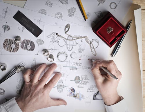 Jewelry Designer Designs Jewelries on Paper