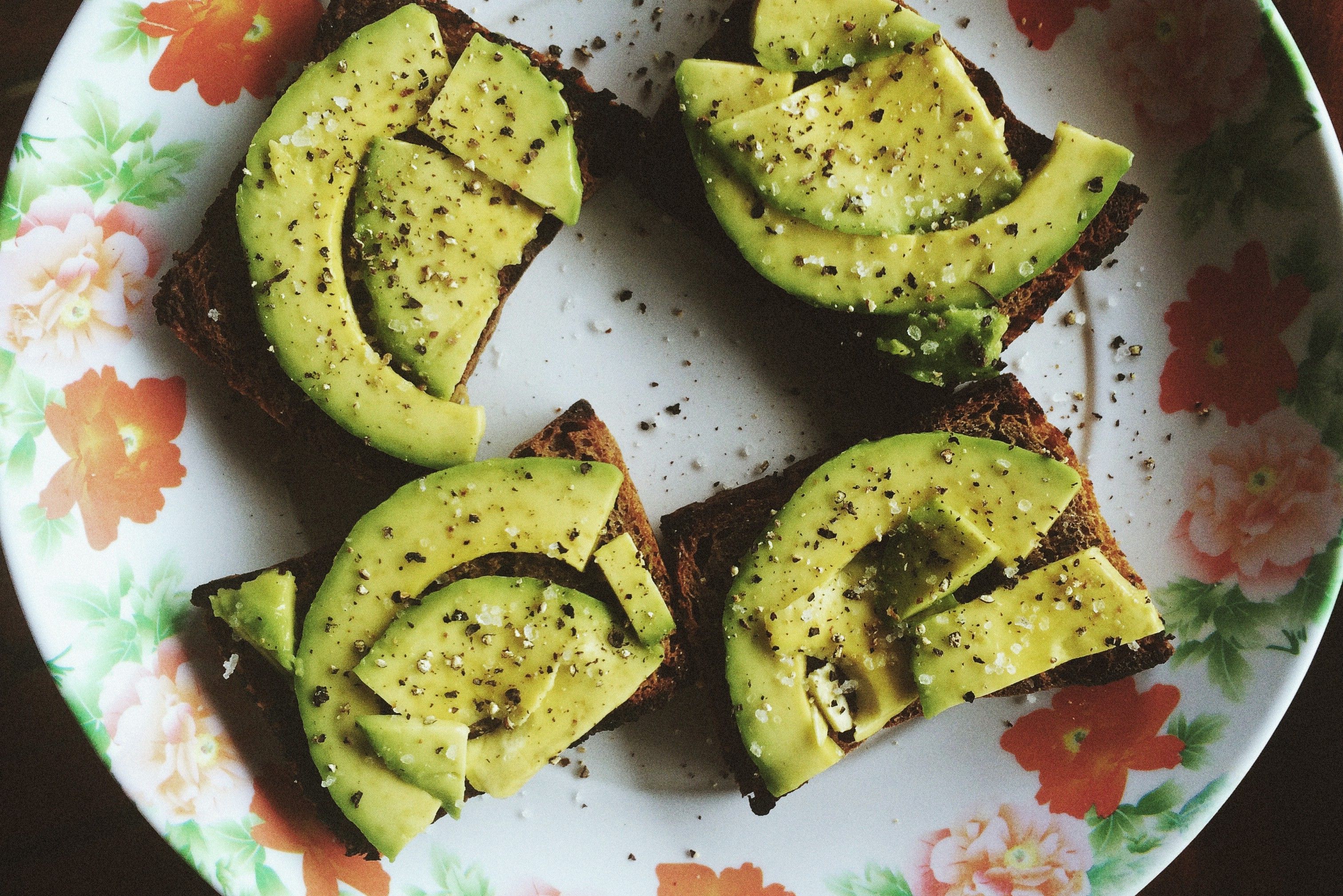 13 Cheap and Easy Recipes That Start with a Can of Beans — Photo by Alexey Demidov on Pexels