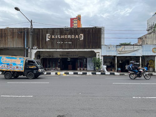 bandung, eski, sokak içeren Ücretsiz stok fotoğraf