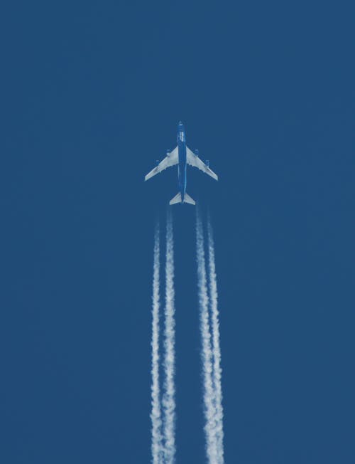 Foto profissional grátis de aeronave, céu, céu limpo