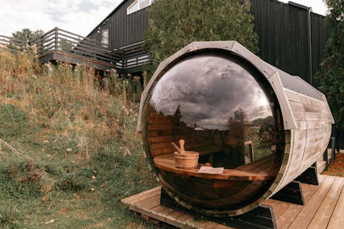 Barrel Sauna with Glass Wall