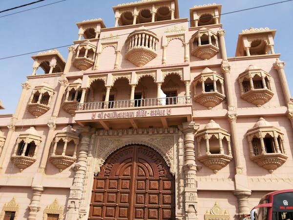 Traditional Chaniya Choli