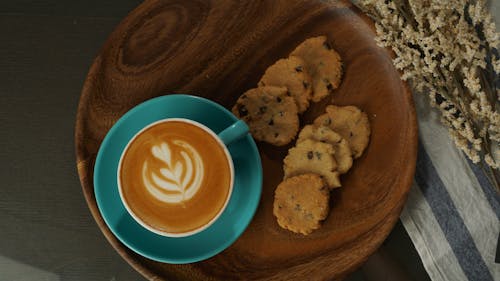 Gratis stockfoto met cappuccino, cookies, drank