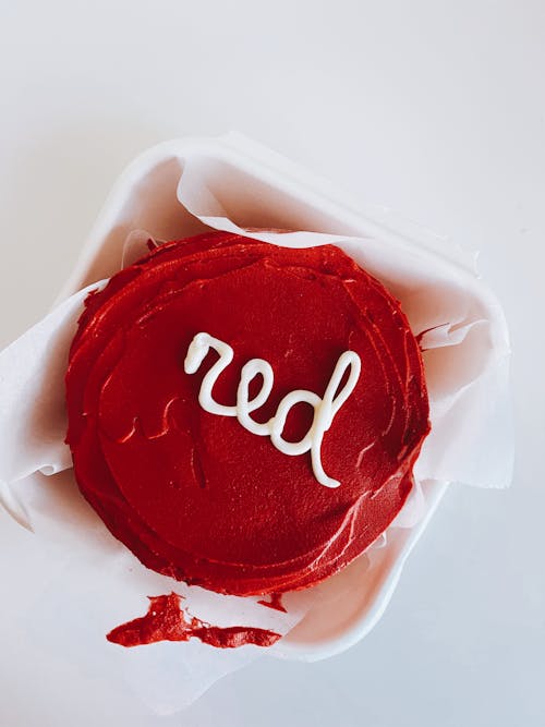 Cake with the Red Mass