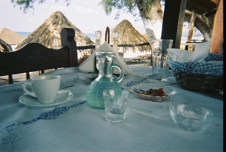 Rodos gezilecek yerler: Yunan tavernasında deniz ürünleri ve meze sofrası