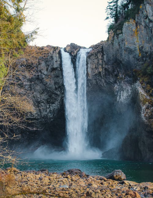 Fotos de stock gratuitas de cascada, en cascada, fotografía de naturaleza