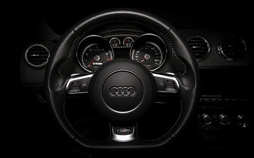 Free Black and Gray Jeep Steering Wheel Stock Photo