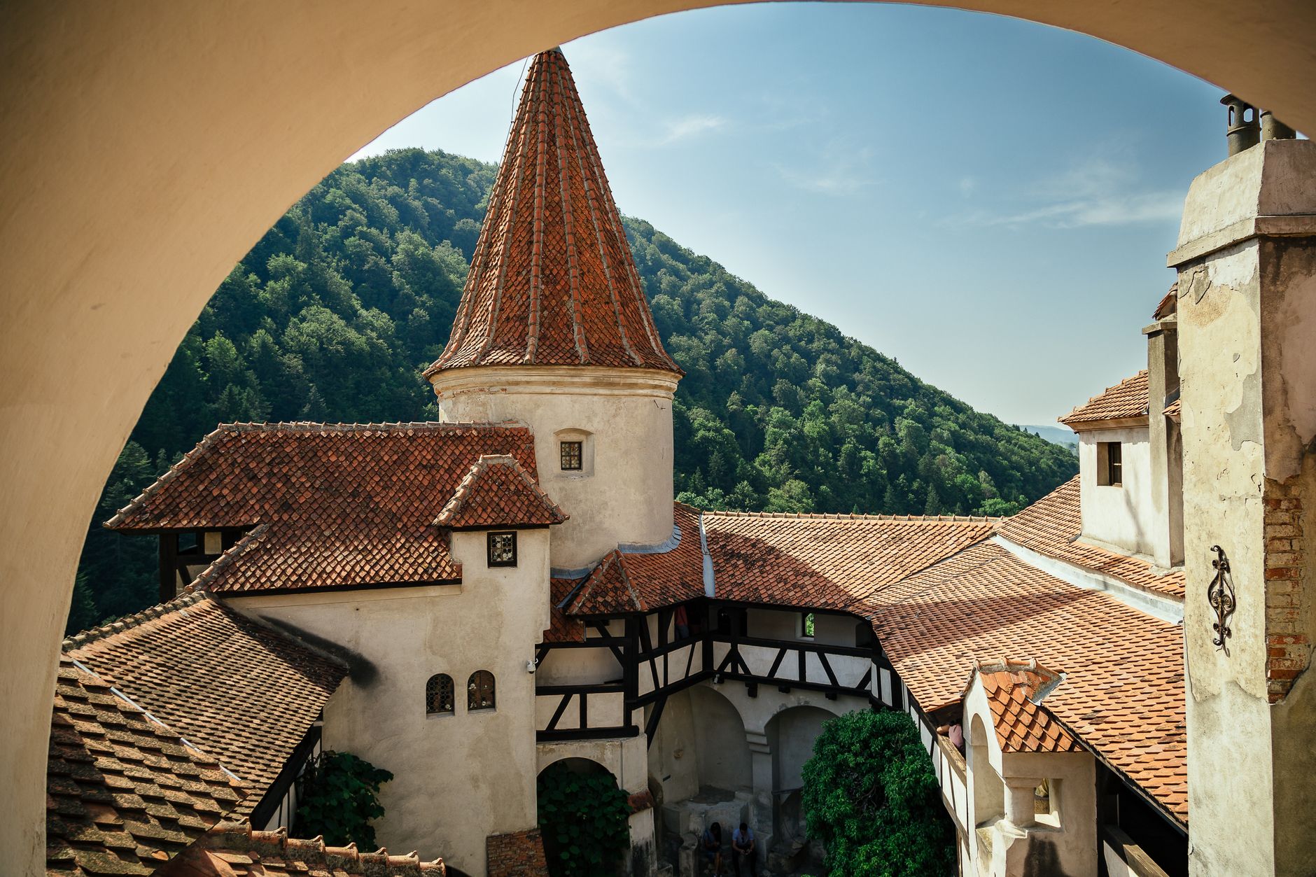 vlad dracula birthplace sighisoara house yellow building medieval historic restaurant