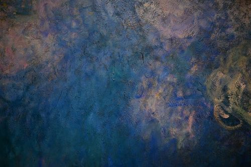 Free Dark textured abstract painting with rich blue hues, creating a moody atmosphere. Stock Photo