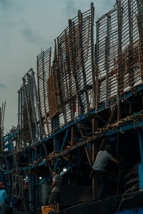 Men Working on Ship · Free Stock Photo