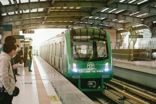 Foto profissional grátis de estação, estrada de ferro, locomotiva