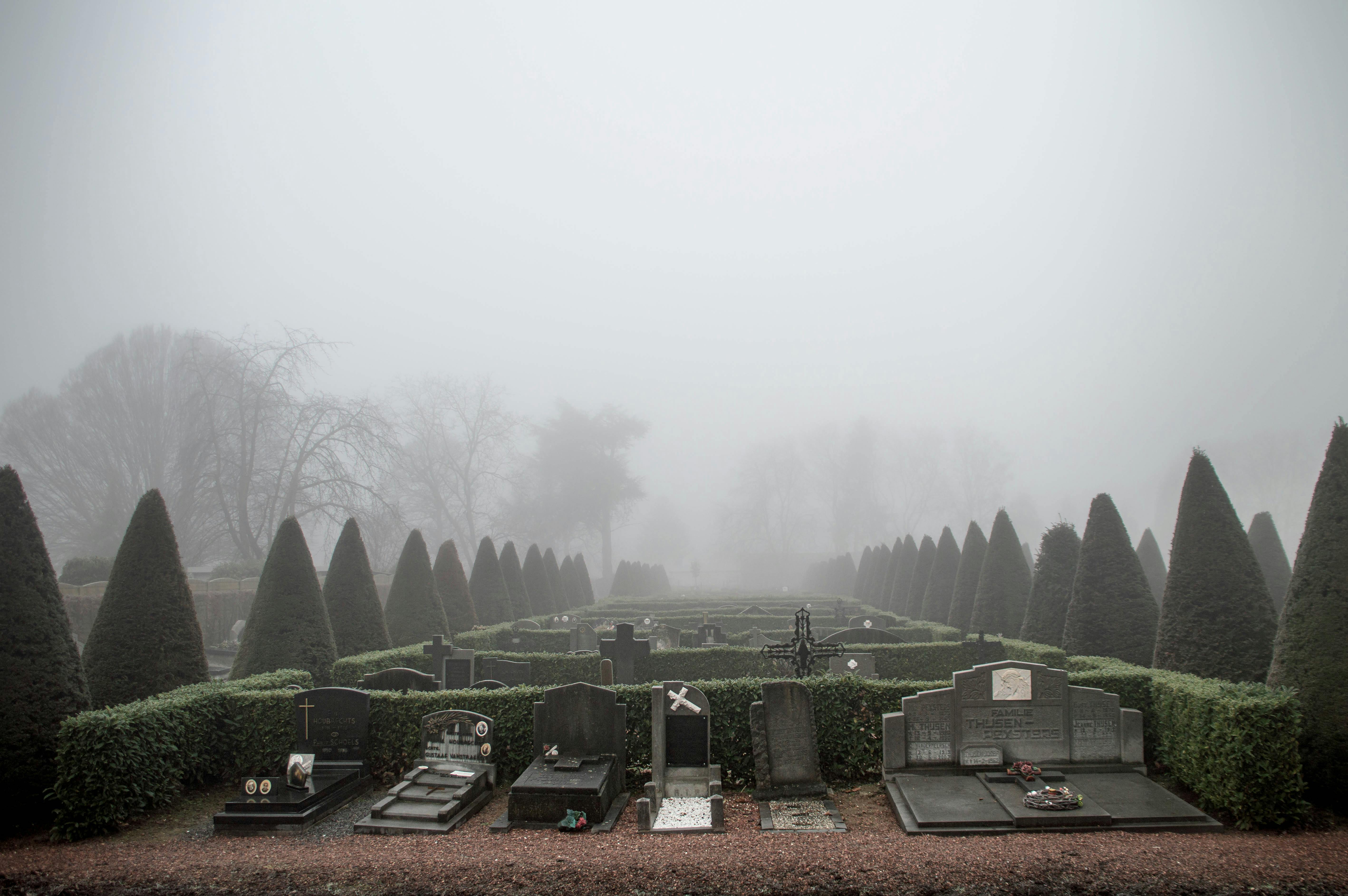 358 Cemetery Visit In Indonesia Ahead Of Ramadan Stock Photos, High-Res  Pictures, and Images - Getty Images