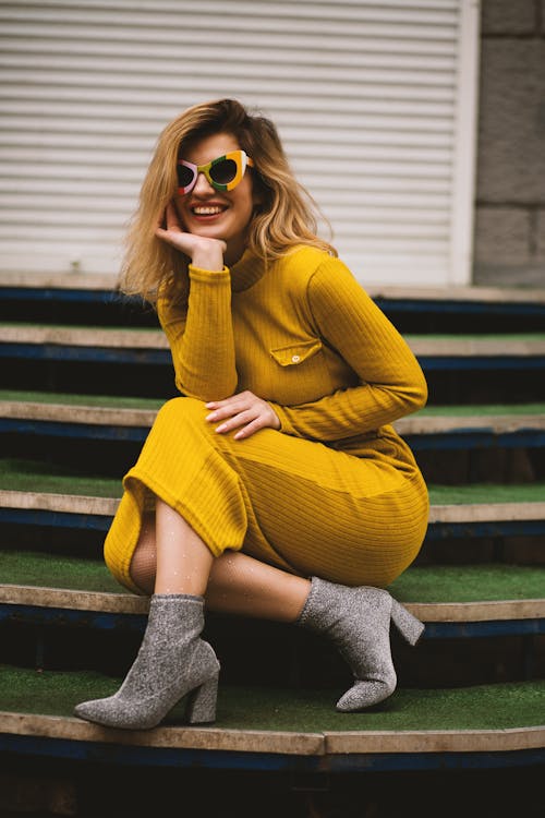 Vestido Feminino De Manga Comprida Amarelo