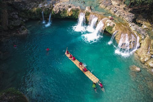 Бесплатное стоковое фото с Аэрофотосъемка, водопады, голубая вода