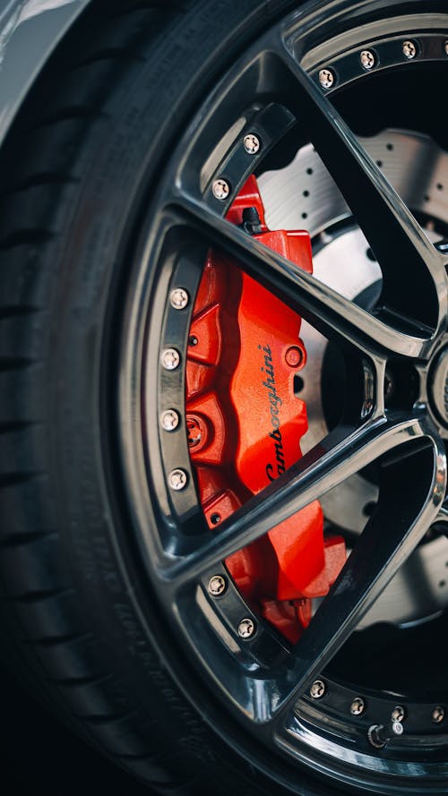 Free Close-up on Luxury Car Tire Stock Photo