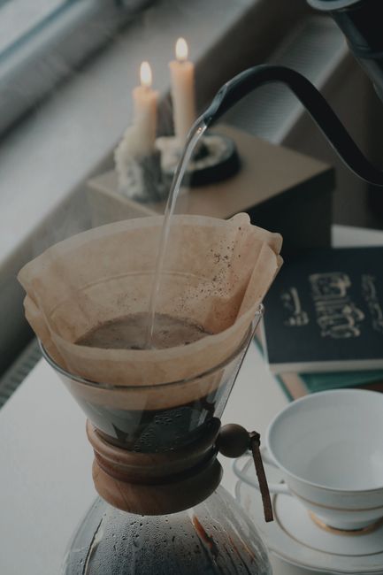 Rahasia Kenikmatan: Biji Kopi Pilihan dan Air yang Sempurna Rahasia Kenikmatan: Biji Kopi Pilihan dan Air yang Sempurna